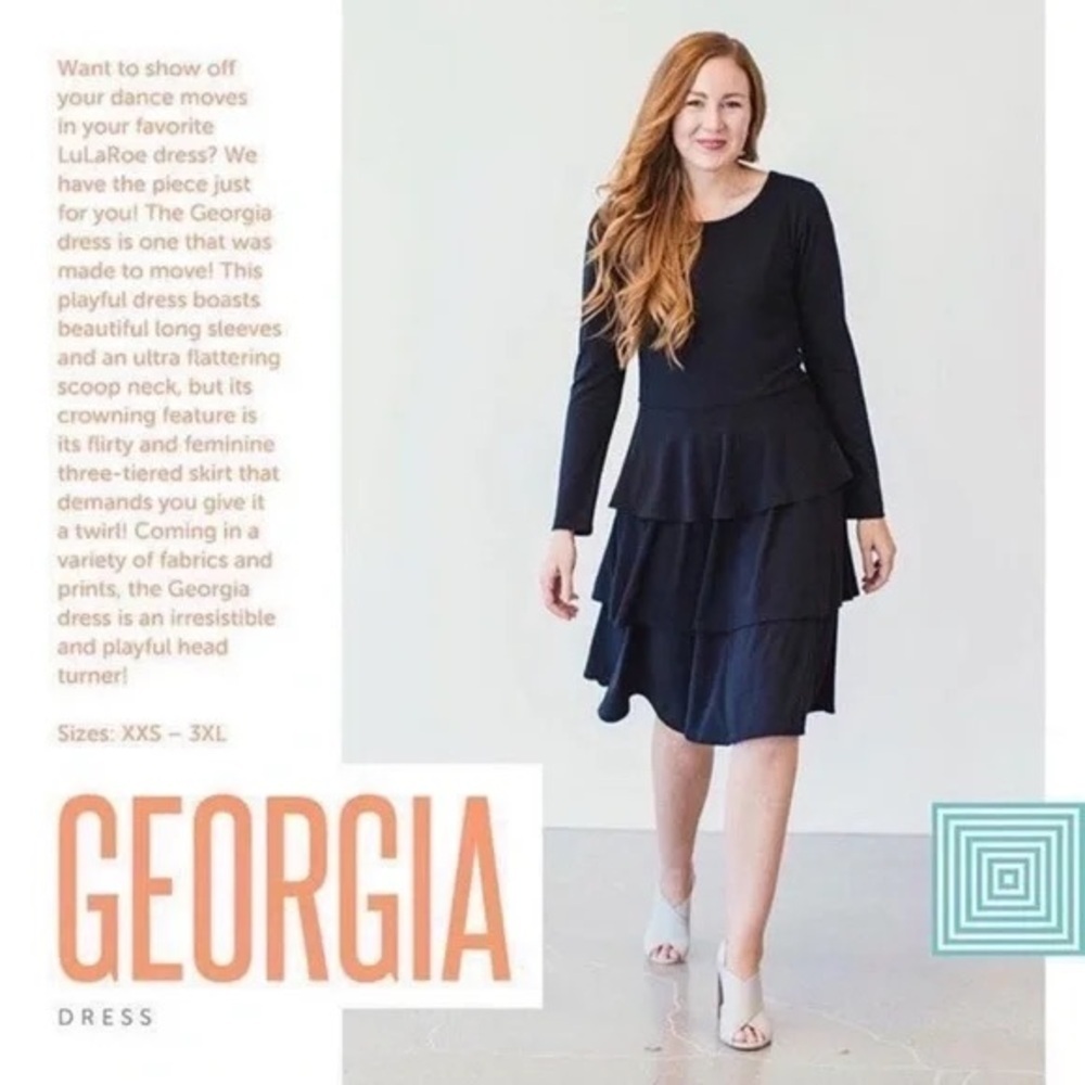 Black and White Georgia Dress - Picture 3 of 3